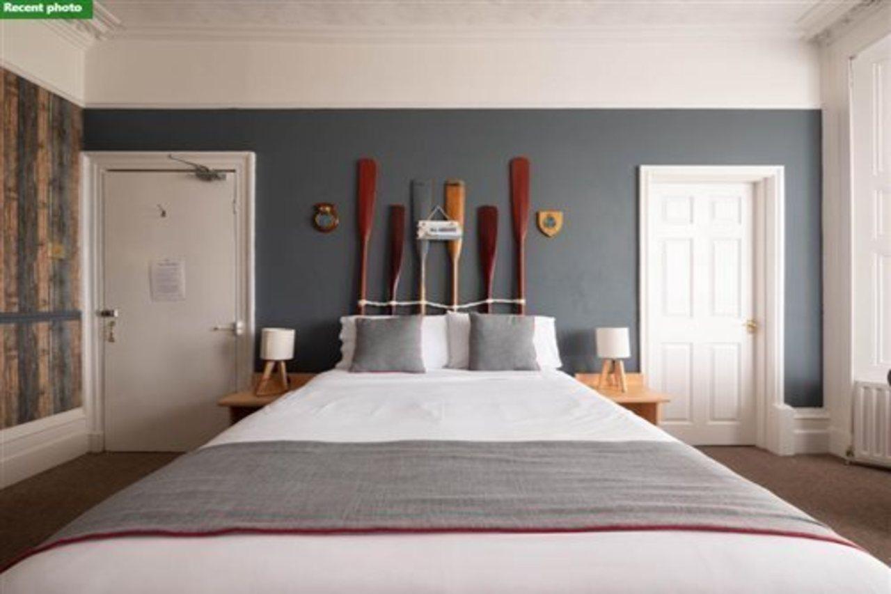 Oyo Pier Hotel Rhyl Eksteriør bilde