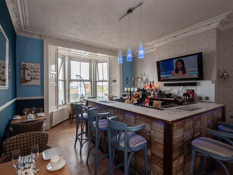 Oyo Pier Hotel Rhyl Eksteriør bilde